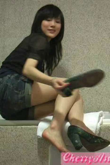 [cherryasianfeet高跟丝足性感视频]ID0200 17-11-2007 Naomi