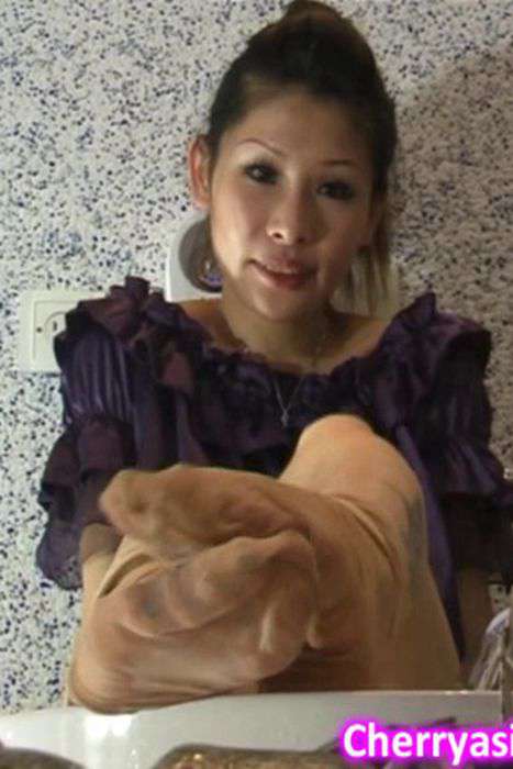 [cherryasianfeet高跟丝足性感视频]ID1004 29-05-2011 Megumi