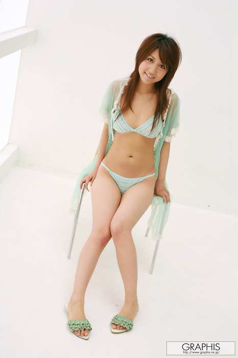 Graphis套图ID0397 2007-01-12 [Graphis Gals][Nude Photo Gallery] Rika Yuki - [Blossom]