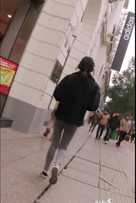[街拍客视频]jx0199 跟拍灰色紧身裤漂亮美眉