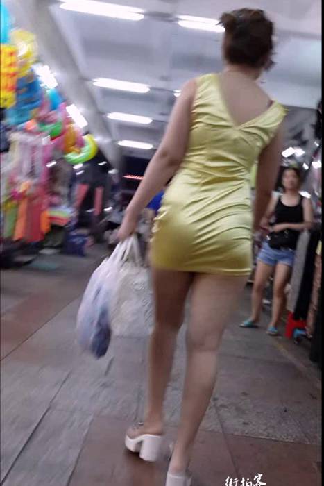 [街拍客视频]jx0383 土豪金超短裙少妇