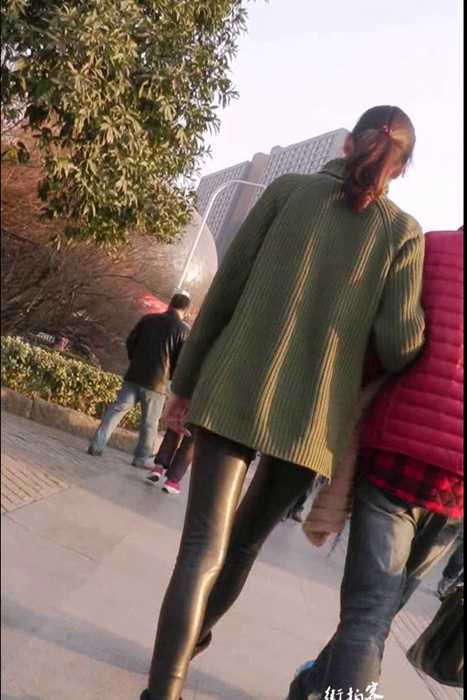 [街拍客视频]jx0439 有这样的气质大长腿女友真幸福