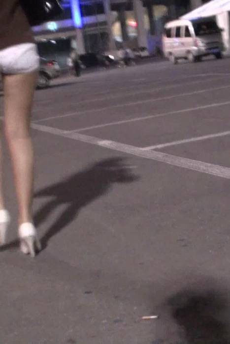 [街拍视频]00153肉丝高跟美女少妇