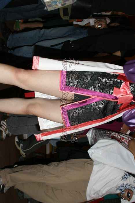 [天使原创摄影吧legbar]ID0091 20050902穿高跟的雪白美腿女忍者
