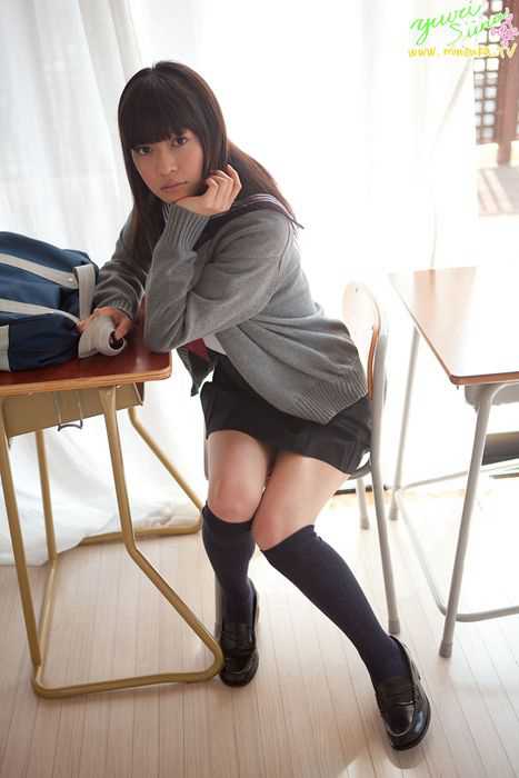[minisuka.tv性感写真]ID0153 现役女子高生 Yuuri Shiina 2011.07